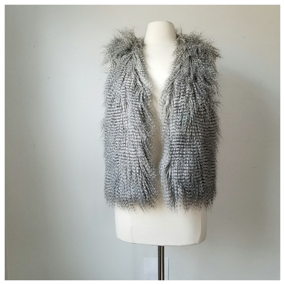 Faux Fur Vest SIZE M